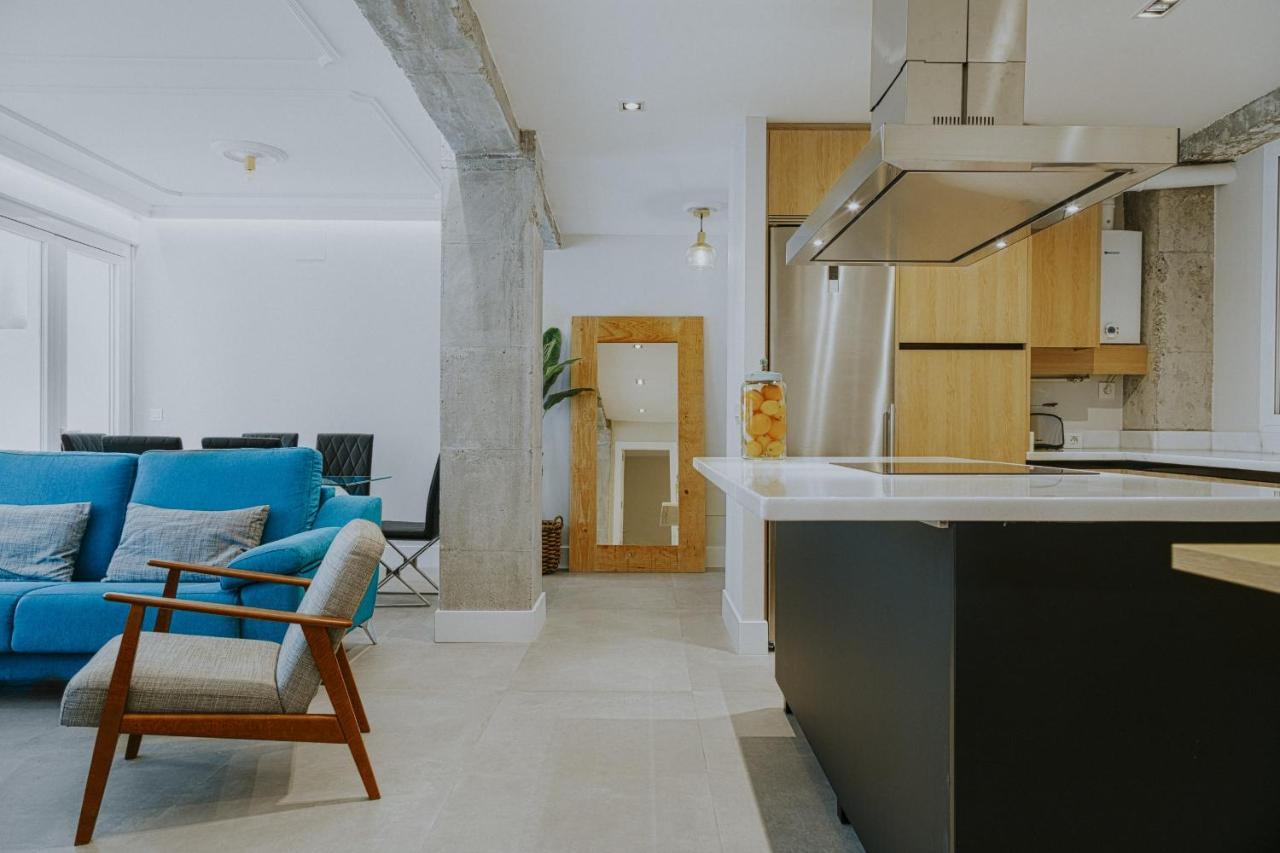 Six Apartments By Caleta Homes Málaga Extérieur photo