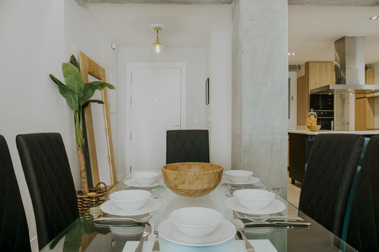 Six Apartments By Caleta Homes Málaga Extérieur photo